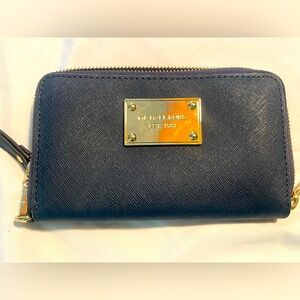 Michael Kors Saffiano Leather Wallet W Wristlet & Cellphone Slot! Navy W Gold
